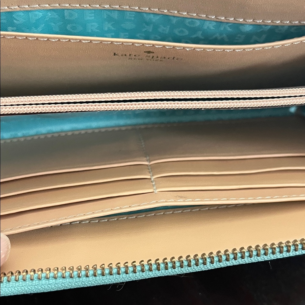 Kate Spade Pastel Green Wristlet - Picture 3 of 9